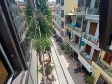 Hình ảnh PHÂN LÔ Cầu Giấy - Ô tô Tránh Vỉa hè 7 Tầng, Thang máy, 2 Thoáng