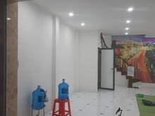 Hình ảnh Bán nhà kim Giang, 34m2, 5 tầng, ô tô gần, 3.7 tỷ