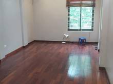 Hình ảnh Bán nhà mặt phố Lê Duẩn. Giá chỉ hơn 5 tỷ