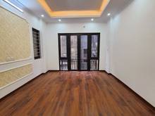 Hình ảnh Bán nhà mới  đẹp, Võng Thị, Tây Hồ, 32m, 5 tầng, MT 3.5m giá 3 tỷ 850