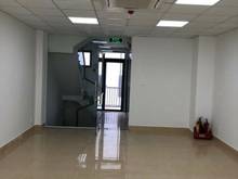 Hình ảnh Nhà Văn Phòng 3 Lầu Trống Suốt Có Thang Máy - Gần Trần Lựu