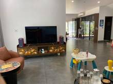 Hình ảnh Bán nhà mặt phố Phạm Văn Đồng 72m2, MT 10m, KINH DOANH tốt, giá 25 tỷ