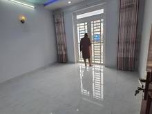 Hình ảnh Gấp Bán Nhà Đường Âu Cơ Tân Bình 50m2 2 Lầu 3 Phòng Ngủ Giá Rẻ