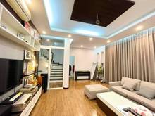 Hình ảnh Bán nhà Đường Láng, Đống Đa, 55m2, MT4.2m, ngõ rộng, giá covid, 3.8 tỷ