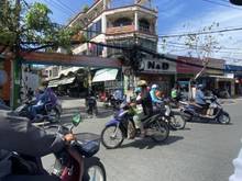 Hình ảnh Cần tiền kinh doanh, bán nhà phố 2 mặt tiền Huỳnh Tấn Phát