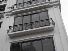 Hình ảnh Cho thuê tòa VP Đường Nguyễn Huy Tưởng 100m2 x 7T+1H, thông sàn. 45tr
