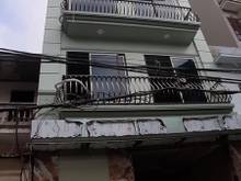 Hình ảnh Cho thuê tòa nhà 100m2* 8 tầng+1 hầm mặt Đường Trần Thái Tông. 100tr