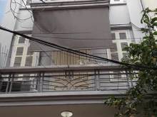 Hình ảnh Cho thuê nhà ngõ ôtô tránh nhau đường Chùa Bộc, 90m2 x 5T, thông sàn