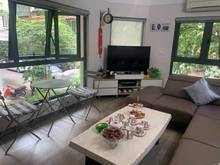 Hình ảnh Bán nhà phân lô Đầm Trấu, 45m2, 5 tầng, lô góc, ô tô tránh, kinh doanh