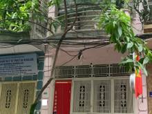 Hình ảnh Cho thuê nhà 105 Xuân la 55m2 x 3 tầng, oto đỗ cửa ở,vp, bán hàng