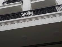 Hình ảnh Bán tòa văn phòng mặt phố Trần Thái Tông,  130m2*7 tầng+1 hầm, MT 8m