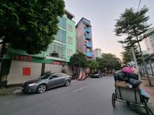 Hình ảnh Cho thuê nhà Lạc long quân 107 x 4 tầng, 12 phòng, nhà nghỉ, homestay