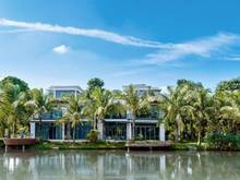 Hình ảnh Đẳng Cấp Biệt Thự Mặt Hồ - Gara ô tô - Nhỉnh 9 tỷ