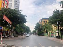 Hình ảnh Bán đất kinh doanh phố Trạm tặng nhà 3 tầng kiên cố.
