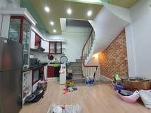 Hình ảnh Vip - nhà ở luôn tại phố Cự Lộc, hai thoáng, 36M2 x 5 tầng, giá 3.2 tỷ