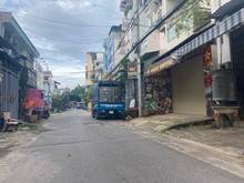 Hình ảnh Chuyển nhượng căn nhà MT hẻm 822 hương lộ 2, dt: 4 x 17m, giá: 5 tỷ.