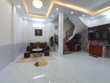 Hình ảnh Bán GẤP nhà 4 tầng,36m2 tại GIÁP NHỊ,3 bước ra phố,giá 3tỷ1.