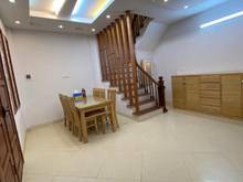 Hình ảnh Bán nhà siêu đẹp Lạc Long Quân, Cầu Giấy, 42m2*5T,MT3.6m , giá 3 tỷ 60