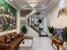 Hình ảnh Nhà đẹp Trương Định, 40m, nhỉnh 2 tỷ, ngõ thông xe ba gác vào nhà
