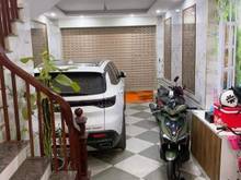 Hình ảnh Bán nhà ngộp Quận 3 giá rẻ chỉ 6 tỷ xe hơi ngủ trong nhà
