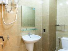 Hình ảnh Mb6623 nạp rút nhanh chóng mini mới full nội thất ngay trung tâm Q10, hẻm ô tô, có balcony