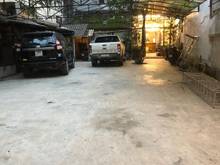 Hình ảnh Cho thuê mặt phố Đội Cấn 150m2 * 2 tầng + 200m2 sân làm cửa hàng, vp