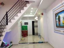 Hình ảnh Hàng hot! Bán MT đường Cộng Hòa, gần Vincom. 4,7x25m, 3 lầu.Vỉa hè