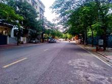 Hình ảnh Bán nhà MP Hoàng Như Tiếp, 6tầng thang máy, Vỉa hè 65m2, Kinh doanh