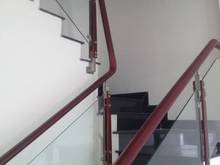 Hình ảnh Gia đình tôi cần bán gấp nhà mặt tiền Nguyễn Trọng Tuyển, 1 trệt 2 lầu