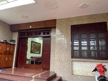 Hình ảnh Bán nhà Mặt phố Ngọc Thụy, 129 4 tầng, ô chờ thang máy 18 tỷ