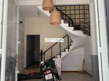 Hình ảnh Nhà HXH đường Phan Văn Trị: Trệt 2 Lầu: giá 13tr/th Phù hợp ở gia đình