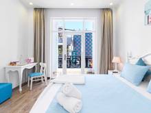 Hình ảnh CHDV Q1 - Full nt BAN CÔNG/ Cửa sổ