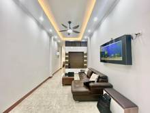 Hình ảnh Nhà đẹp Lĩnh Nam, ô tô qua, cách phố 30m, 42m2, 4 tầng, 4.8 tỷ