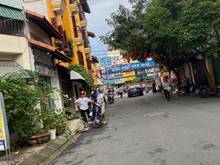 Hình ảnh Bán nhà HXH đường Cách Mạng Tháng Tám , Quận 3 ( 8m x 8m) 5 tầng.
