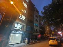 Hình ảnh Cho thuê tòa nhà mới ở Phú diễn 6 tầng, thang máy,làm trung tâm tiếng