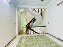 Hình ảnh Bán Nhà Lạc Long Quân, Tân Bình, Hxh, 74 M2, 3  Tầng Chỉ 9 Tỷ 6