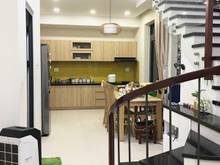 Hình ảnh Nhà phố hiện đại hẻm xe hơi Trần Hưng Đạo Q5