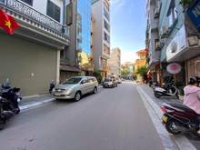 Hình ảnh Bán cực gấp Khách Sạn Phố Trương Công Giai, Kinh Doanh Tuyệt vời.