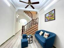 Hình ảnh Gia đình cần bán nhà tây hồ, 5 tầng, dt 32m2, nhỉnh 2 tỷ9, 0976106636
