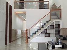 Hình ảnh Nhà 1trệt 1lửng Sổ Riêng h.Nam sân xe hơi ,3PN ,2WC Ngay Chợ Khu phố 4