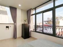 Hình ảnh Studio bancon thoáng giá rẻ Full NT Q7