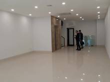 Hình ảnh Cho thuê nhà MP Duy Tân, 72m2 * 5T, MT 5m, 40 triệu/tháng