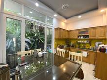 Hình ảnh Nhà mới ngay ngã 4 Hàng Xanh full nội thất, 3 phòng ngủ, 1 phòng 60m2.