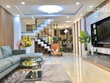 Hình ảnh Nhà ngộp mới tinh full nội thất tại dĩ an