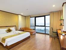 Hình ảnh Cho thuê khách sạn MP Lạc Long Quân: 250m2 x 12 tầng, MT: 20m.