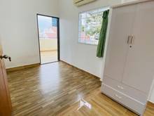 Hình ảnh CH30m2  Phan Đăng Lưu, ban công rộng thoáng mát, mới sạch sẽ như hình