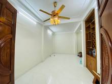 Hình ảnh Bán nhà xây mới Khâm Thiên, ngõ 3m, gần phố, 34m2, 5 tầng, 4.5 tỷ