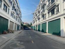 Hình ảnh Bán căn sẻ khe Shophouse Sông Hồng, Trâu Quỳ, Gia Lâm