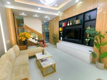 Hình ảnh Nhà mặt tiền có thang máy_Kinhh doanh hoặc cho thuê_Giá ưu đãi