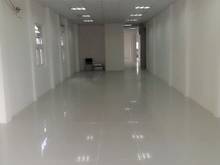 Hình ảnh Mặt Tiền Hoàng Hoa Thám dài miên man